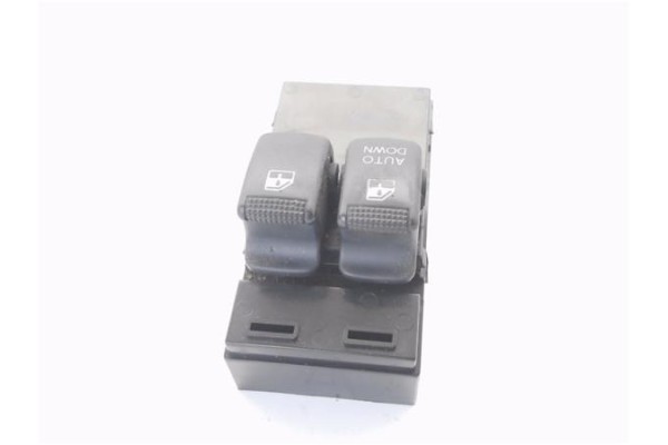 Recambio de mando elevalunas delantero izquierdo para hyundai getz (tb) 1.1 básico referencia OEM IAM 935701C230WK 935701C010  Recambio de mando elevalunas delantero izquierdo para hyundai getz (tb) 1.1 básico referencia OEM IAM 935701C230WK 935701C010