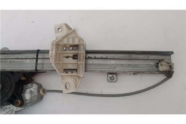 Recambio de mecanismo elevalunas delantero izquierdo para hyundai atos (mx) 1.0 i referencia OEM IAM 8240302000 9881002100 