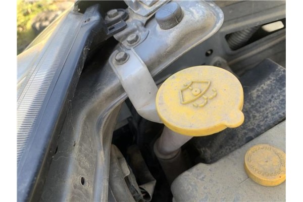 Recambio de deposito limpiaparabrisas para nissan x-trail (t30) 2.0 referencia OEM IAM 289108H300 Recambio de deposito limpiaparabrisas para nissan x-trail (t30) 2.0 referencia OEM IAM 289108H300
