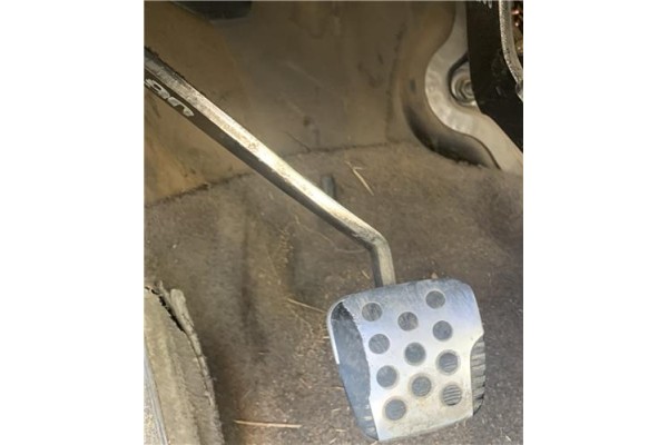 Recambio de pedal embrague para nissan x-trail (t30) 2.0 referencia OEM IAM 465408H900 Recambio de pedal embrague para nissan x-trail (t30) 2.0 referencia OEM IAM 465408H900