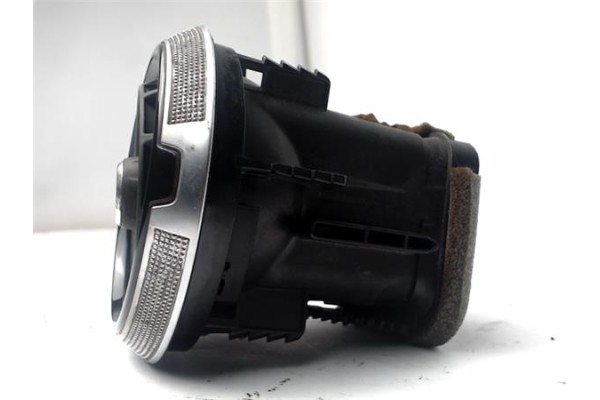 Recambio de conducto ventilacion izquierdo para audi rs3 sportback (8vf) 2.5 tfsi quattro referencia OEM IAM 81A820901B 6PS  