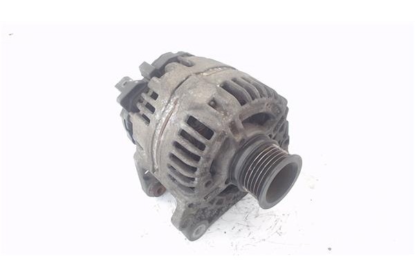 Recambio de alternador para volkswagen polo iv (9n1) 1.4 16v referencia OEM IAM 037903025M  