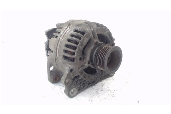 Recambio de alternador para volkswagen polo iv (9n1) 1.4 16v referencia OEM IAM 037903025M  