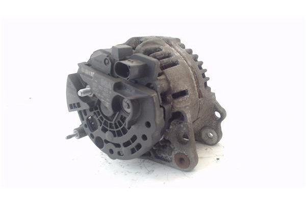 Recambio de alternador para volkswagen polo iv (9n1) 1.4 16v referencia OEM IAM 037903025M  