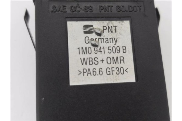 Recambio de interruptor luces emergencia para seat leon (1m1) 1.6 16 v referencia OEM IAM 1M0941509B  