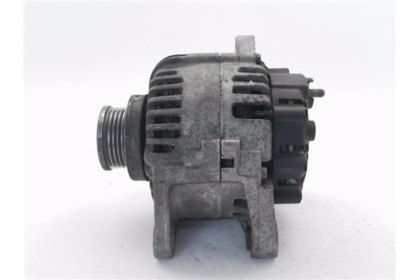Recambio de alternador para renault megane ii sedán (lm0/1_) 1.5 dci referencia OEM IAM 8200100907  
