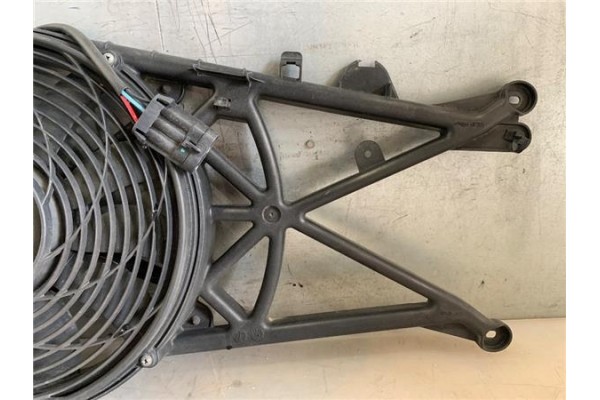 Recambio de electroventilador para opel meriva 1.7 cdti referencia OEM IAM 52406446  