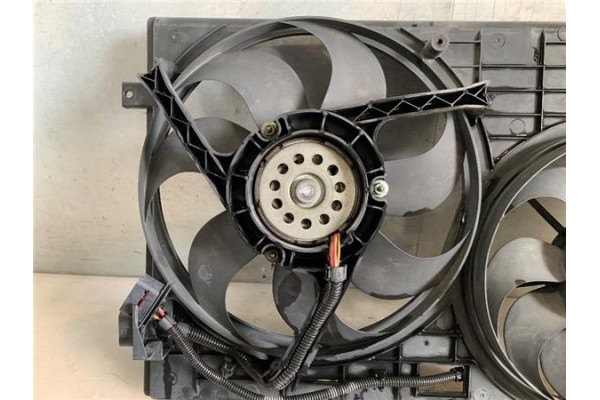 Recambio de electroventilador para volkswagen polo iv (9n1) 1.4 16v referencia OEM IAM 6Q0121207F  
