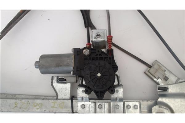 Recambio de mecanismo elevalunas delantero izquierdo para peugeot partner combispace (5f) 1.9 d referencia OEM IAM 0130821763  