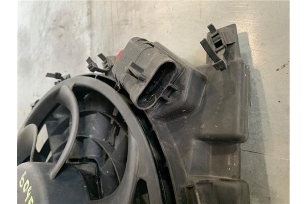 Recambio de electroventilador para opel zafira 1.9 cdti referencia OEM IAM 0130303960  
