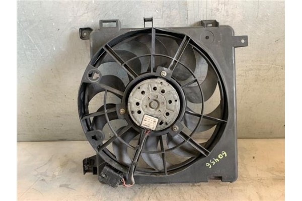Recambio de electroventilador para opel zafira 1.9 cdti referencia OEM IAM 0130303957  
