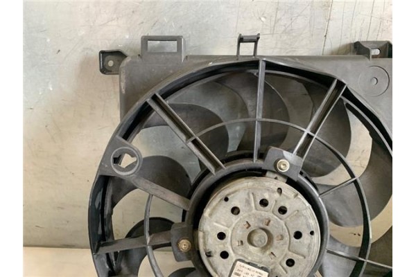Recambio de electroventilador para opel zafira 1.9 cdti referencia OEM IAM 0130303957  