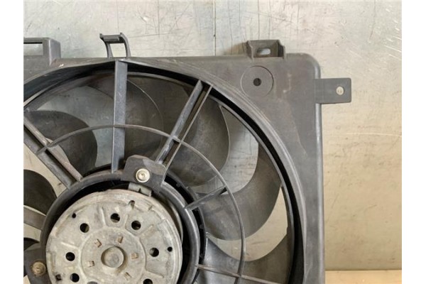 Recambio de electroventilador para opel zafira 1.9 cdti referencia OEM IAM 0130303957  