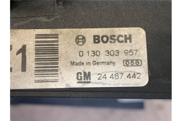 Recambio de electroventilador para opel zafira 1.9 cdti referencia OEM IAM 0130303957  