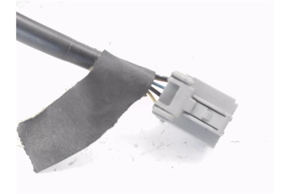 Recambio de retrovisor electrico derecho para ford mondeo iii sedán (b4y) 2.0 tdci referencia OEM IAM E9014119  