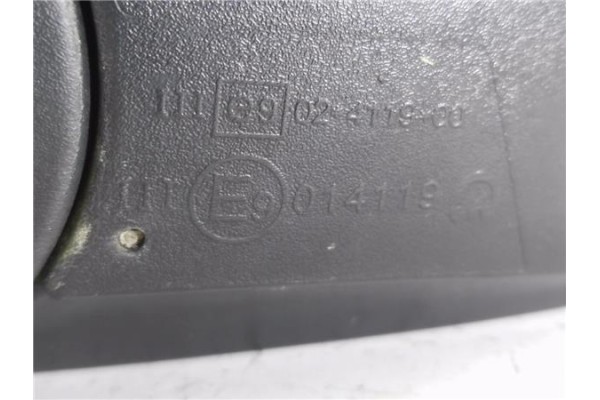 Recambio de retrovisor electrico izquierdo para ford mondeo iii sedán (b4y) 2.0 tdci referencia OEM IAM E9014119  