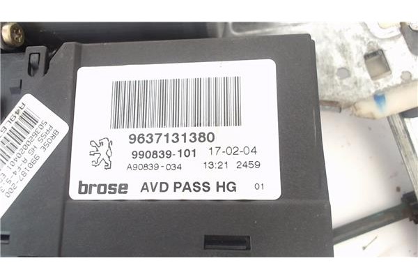 Recambio de mecanismo elevalunas delantero derecho para peugeot 307 (3a/c) 2.0 hdi 135 referencia OEM IAM 9637131380  