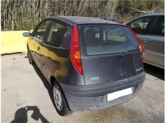 fiat ii punto (188) berlina del año 2000
