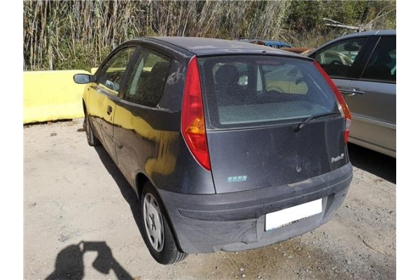 fiat ii punto (188) berlina del año 2000