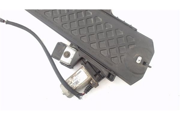 Recambio de mecanismo elevalunas delantero derecho para chrysler pt cruiser 1.6 route 66 referencia OEM IAM 05067590AC  
