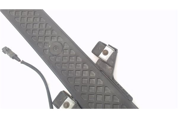 Recambio de mecanismo elevalunas delantero derecho para chrysler pt cruiser 1.6 route 66 referencia OEM IAM 05067590AC  