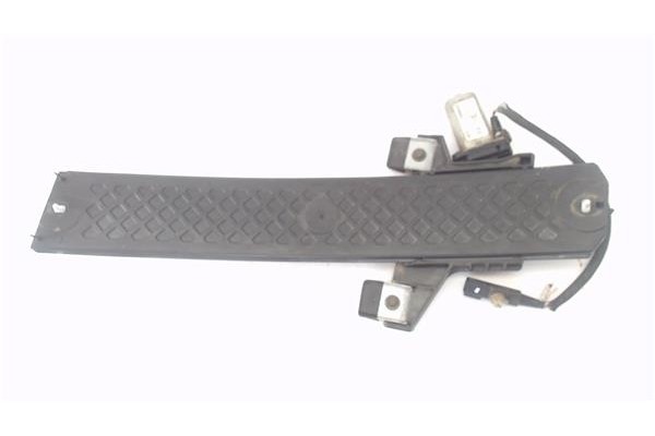 Recambio de mecanismo elevalunas delantero izquierdo para chrysler pt cruiser 1.6 route 66 referencia OEM IAM 05067591AC  