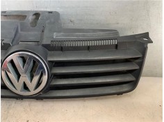Recambio de rejilla paragolpes delantero para volkswagen polo iv (9n1) 1.4 16v referencia OEM IAM 6Q0853651C  
