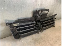 Recambio de rejilla paragolpes delantero para volkswagen polo iv (9n1) 1.4 16v referencia OEM IAM 6Q0853651C  