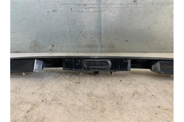 Recambio de moldura porton trasero para citroen xsara picasso 2.0 hdi referencia OEM IAM 9635595877F  