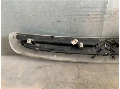 Recambio de rejilla capo para citroen xsara picasso 2.0 hdi referencia OEM IAM 9632099177  