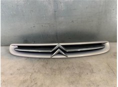 Recambio de rejilla capo para citroen xsara picasso 1.6 referencia OEM IAM 9632099177  