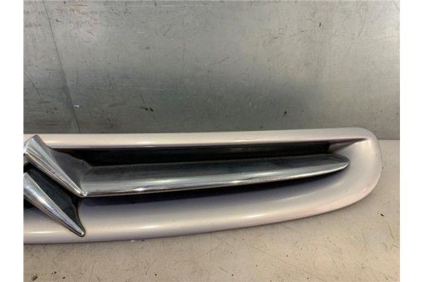 Recambio de rejilla capo para citroen xsara picasso 1.6 referencia OEM IAM 9632099177  