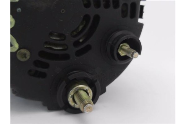 Recambio de alternador para nissan micra (k11) 1.0 comfort referencia OEM IAM 231005f600 123110007 