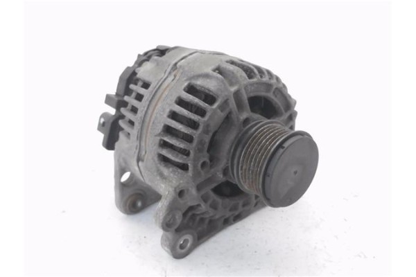 Recambio de alternador para seat ibiza (6l1) 1.9 tdi referencia OEM IAM 03B903023L 124325001 