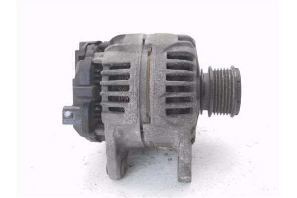 Recambio de alternador para seat ibiza (6l1) 1.9 tdi referencia OEM IAM 03B903023L 124325001 