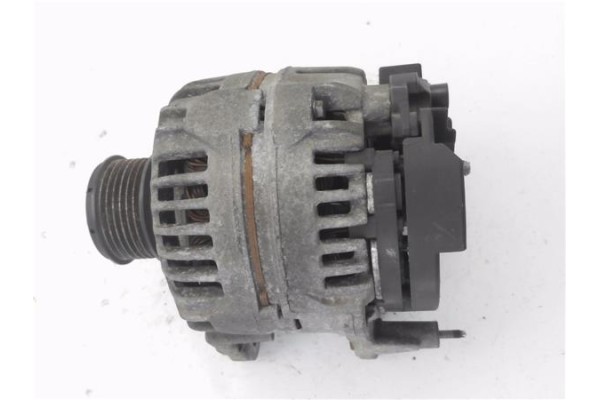 Recambio de alternador para seat ibiza (6l1) 1.9 tdi referencia OEM IAM 03B903023L 124325001 