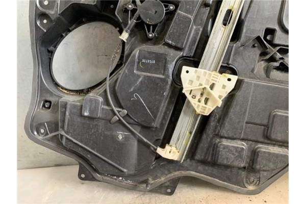 Recambio de elevalunas electrico delantero izquierdo para mazda 5 2.0 referencia OEM IAM C2355997X CC64676N1 