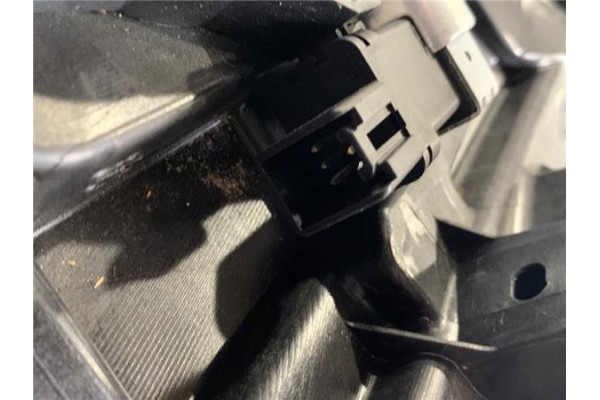 Recambio de elevalunas electrico delantero derecho para mazda 5 2.0 referencia OEM IAM C235897X  