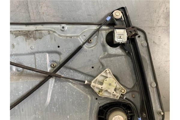 Recambio de elevalunas electrico delantero derecho para seat ibiza (6l1) 1.9 tdi referencia OEM IAM 6L3837756S  