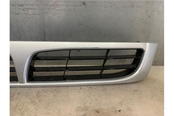 Recambio de rejilla paragolpes delantero para toyota carina (t19) 2.0 i (st191) referencia OEM IAM 5310105020  