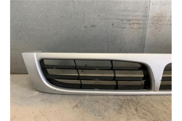 Recambio de rejilla paragolpes delantero para toyota carina (t19) 2.0 i (st191) referencia OEM IAM 5310105020  