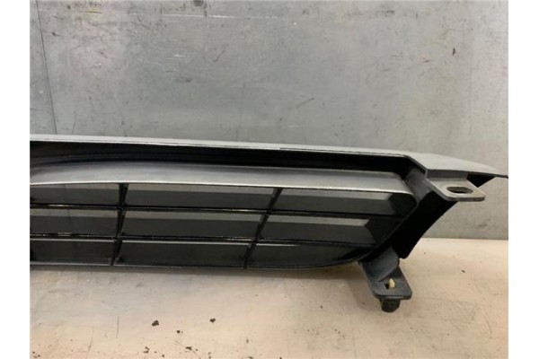 Recambio de rejilla paragolpes delantero para toyota carina (t19) 2.0 i (st191) referencia OEM IAM 5310105020  