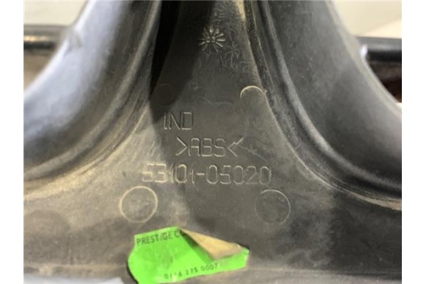 Recambio de rejilla paragolpes delantero para toyota carina (t19) 2.0 i (st191) referencia OEM IAM 5310105020  
