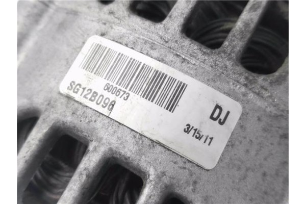 Recambio de alternador para nissan primastar furgón (x83) dci 100 referencia OEM IAM SG12B096  