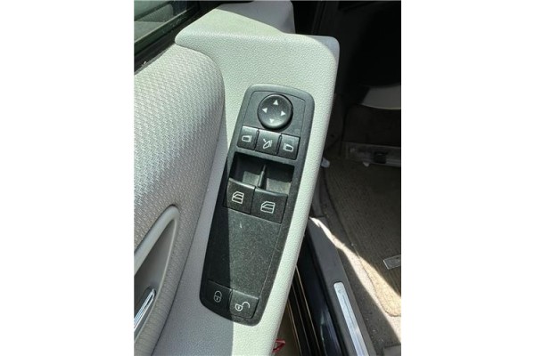 Recambio de mando elevalunas delantero izquierdo para mercedes-benz clase a (bm 169) 2.0 a 200 cdi (169.008) referencia OEM IAM 