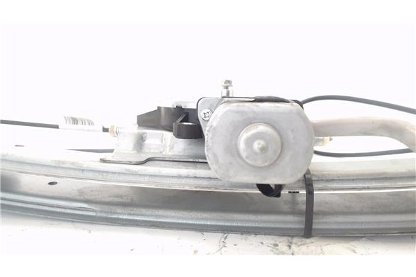 Recambio de mecanismo elevalunas delantero izquierdo para seat cordoba vario (6k5) 1.9 gt referencia OEM IAM 41640100  