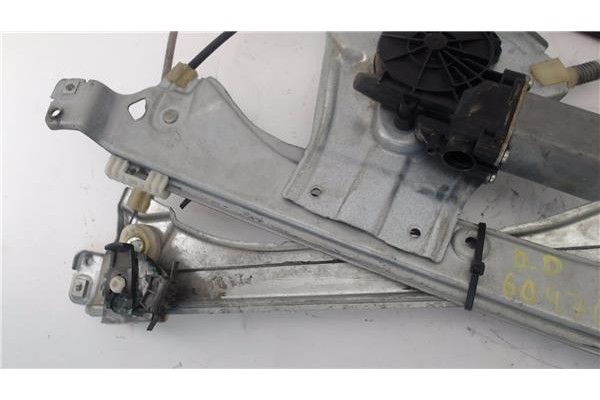 Recambio de mecanismo elevalunas delantero derecho para renault clio iii 1.5 dci (br17, cr17) referencia OEM IAM 400861D  