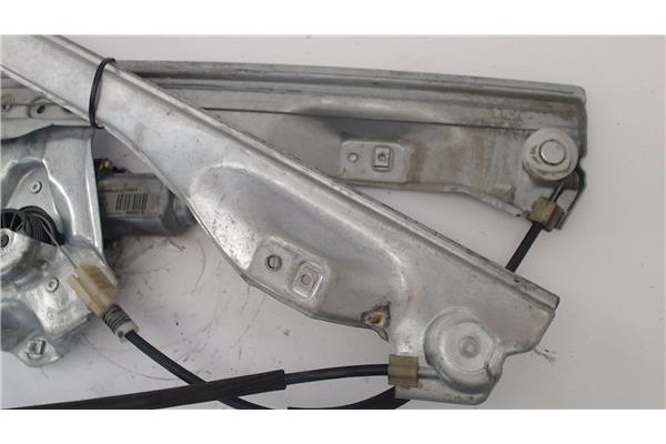 Recambio de mecanismo elevalunas delantero derecho para renault clio iii 1.5 dci (br17, cr17) referencia OEM IAM 400861D  