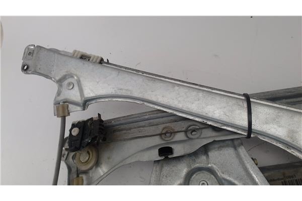 Recambio de mecanismo elevalunas delantero derecho para renault clio iii 1.5 dci (br17, cr17) referencia OEM IAM 400861D  