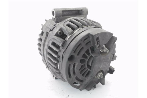 Recambio de alternador para renault clio ii (xbo) 1.4 75cv referencia OEM IAM 7700434899 124325031 